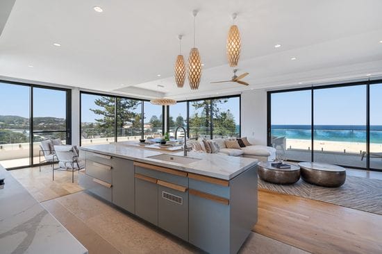 Tony Denny’s luxury beachfront penthouse for auction Tony Denny’s luxury beachfront penthouse for auction
